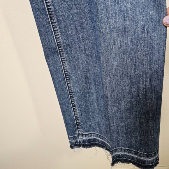 EUC LIKE NEW ARIAT DENIM TROUSER LIGHT WASH SIZE 31 L - Picture 8 of 15